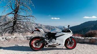 Ducati Panigale Sport Bike Wallpaper HD