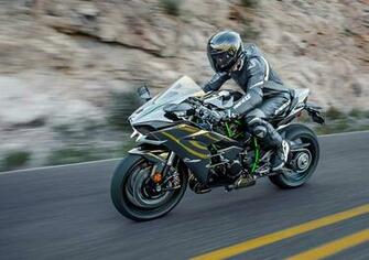 Kawasaki Ninja H2 Arrives New Benchmark For Road Legal