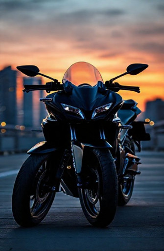 Yamaha R15 V3 Black Wallpaper