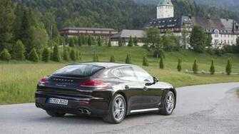 Porsche Panamera 4s Wallpaper HD