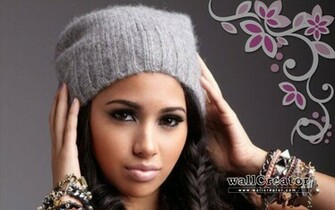 Jasmine V Wallpaper