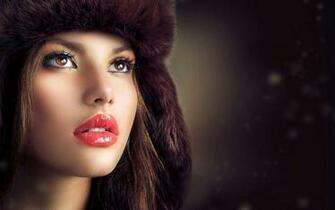 Beautiful Women Wallpaper
