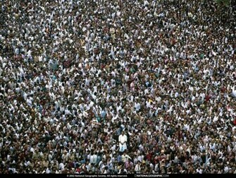 Crowd Photo Of The Day Picture Photography Wallpaper