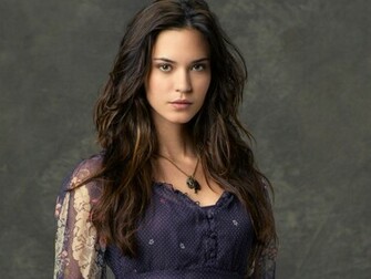 Odette Yustman Wallpaper Jpg