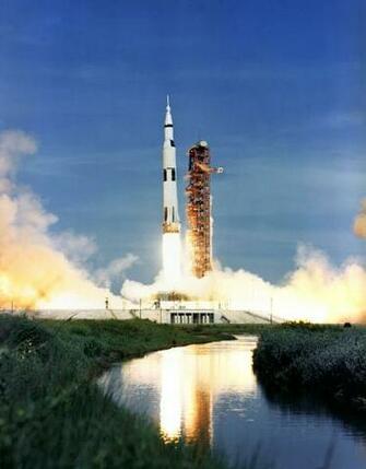 Back Gallery For Saturn V Launch Wallpaper
