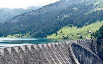 Daily Wallpaper Roselend Dam France I Like To Waste My Time