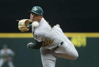 A S Sean Manaea Again Superb In Win Over Mariners Sfgate