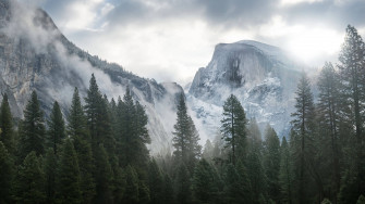 Enjoy The Winter Season With A Mac Wallpaper