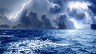 Storm Lightning Screensaver Wallpaper