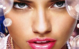 Adriana Lima HD Wallpaper Desktop Background Full