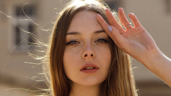 Beautiful Girl Wallpaper