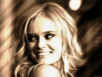 Sara Paxton Wallpaper Dearjoan