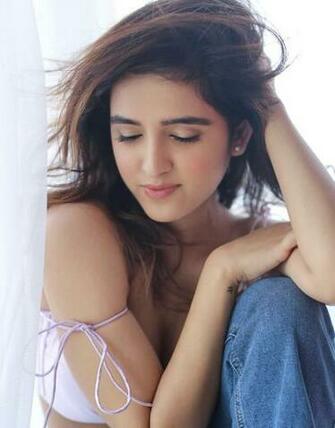 Cute Shirley Setia HD Wallpaper 1080p Image Aboutfeed