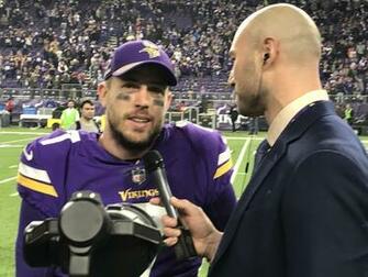 Listen Kfan S On Field Conversation With Vikings Qb Case