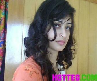 Pakistani Sweet Girls Wallpaper