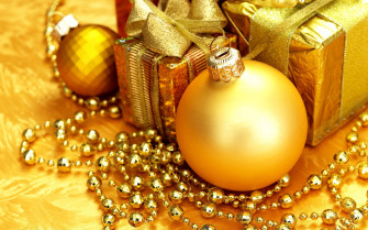 Christmas Balls Wallpaper