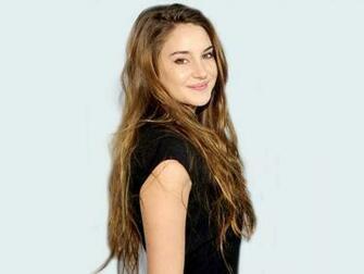 Shailene Woodley HD Wallpaper