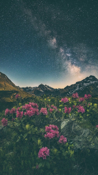 Mountain Aesthetic Wallpaper On