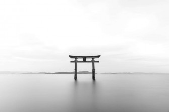 Japanese White Aesthetic Wallpaper