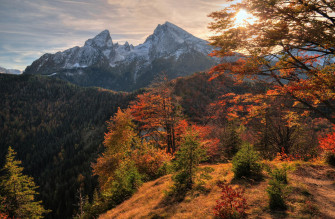 Watzmann Mountain In Autumn Wallpaper