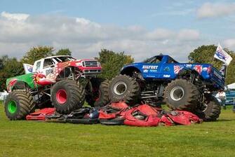 Monster Truck BirtHDay Cake