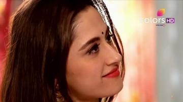 Safed Sanjeeda Sheikh In Ishq Ka Rang Wallpaper Baltana