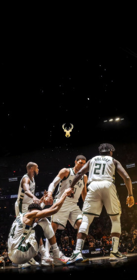 Giannis Antetokounmpo Jrue Holiday Milwaukee Bucks HD Wallpaper