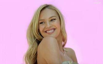 Candice Swanepoel Wallpaper