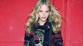 Erin Heatherton Wallpaper Girl