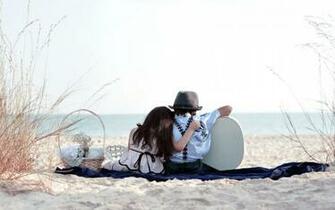 Romantic Cute Couple Love Wallpaper Daily Background In HD