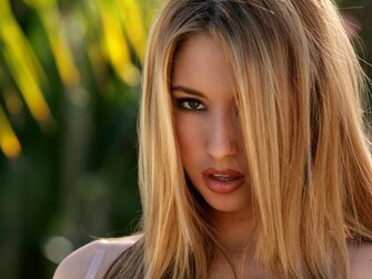 Shay Laren Face Wallpaper Pictures
