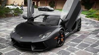 Wallpaper Lamborghini Aventador HD Widescreen
