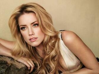 Long Blonde Hair Wallpaper Full HD Pictures