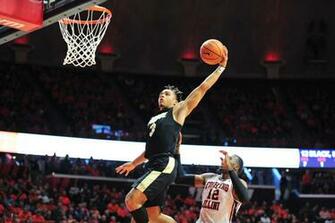 Edwards Scores In Win Over Illinois Purdue University Athletics