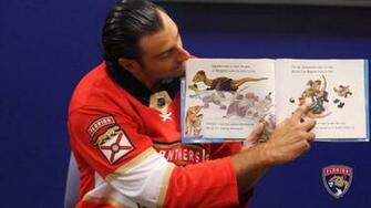 Roberto Luongo Helps Kick Off Summer Reading Tour