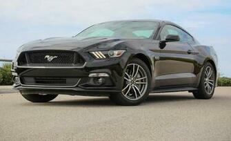 Mustang Gt Compare Ford And Premium