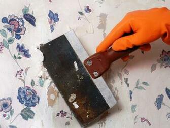 Remove Wallpaper Using Solvents Or Steam S Diy
