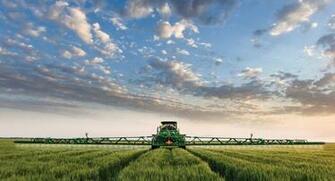 Image Gallery John Deere Sprayer Pictures To Promote Field Health