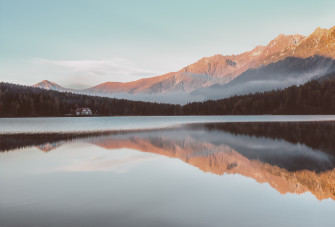 Clear Lake Mountains Sunrays Water Reflection 4k Wallpaper HD Nature