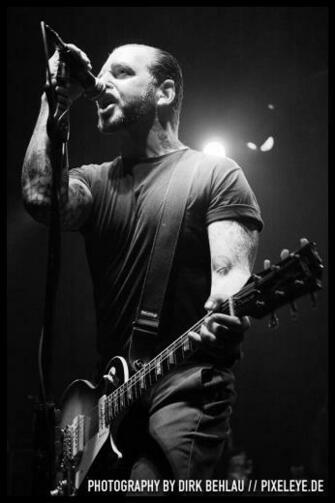 Mike Ness Soci