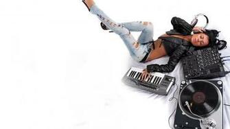 Girl Vinyl Synthesizer Headphones Hot Dj HD Wallpaper For Fullscreen
