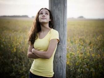 The Girl In Yellow Shirt Wallpaper And Image