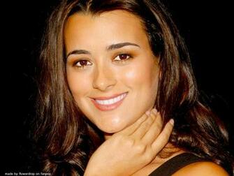 Cote De Pablo Wallpaper