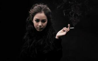 Smoke Girls HD Wallpaper Sigara I En K Zlar Duvar Ka Tlar