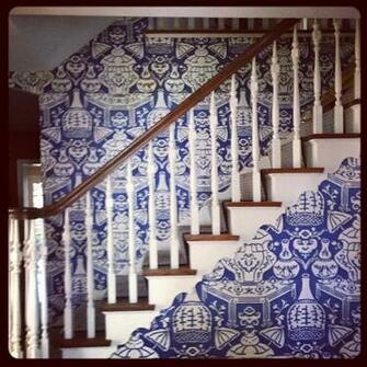 Clarence House Vase Wallpaper Jpg