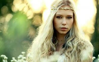Beautiful Blonde Wallpaper