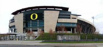 South Dakota Football To Take On Oregon In