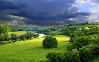 Green Nature Wallpaper HD Pictures One