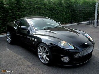 Aston Martin Vanquish Wallpaper HD