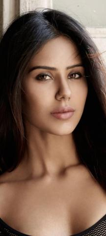 Women Sonam Bajwa